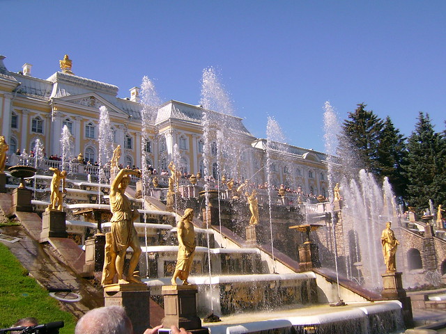 Peterhof fountain, St. Petersburg