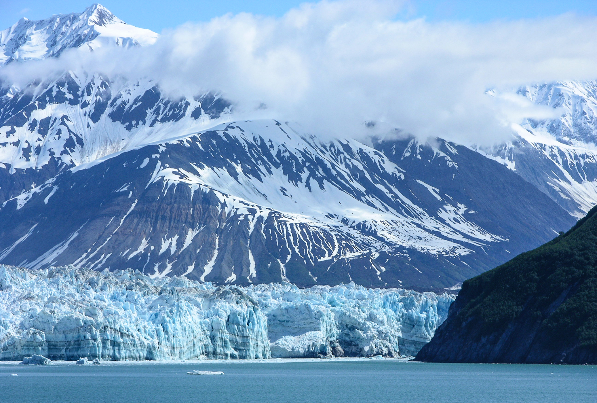 Alaskans brace for a record 12 feet of snow in two days